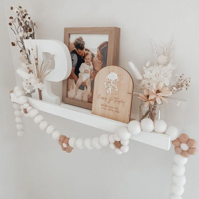 Pompom Daisy Garland - Neutral Love