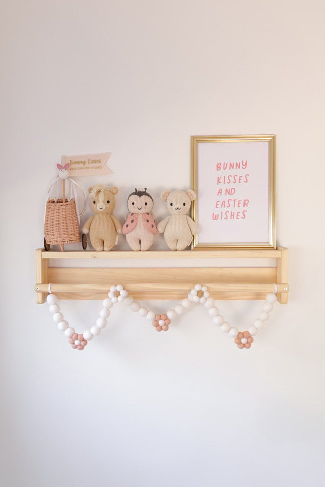 Pompom Daisy Garland - Neutral Love