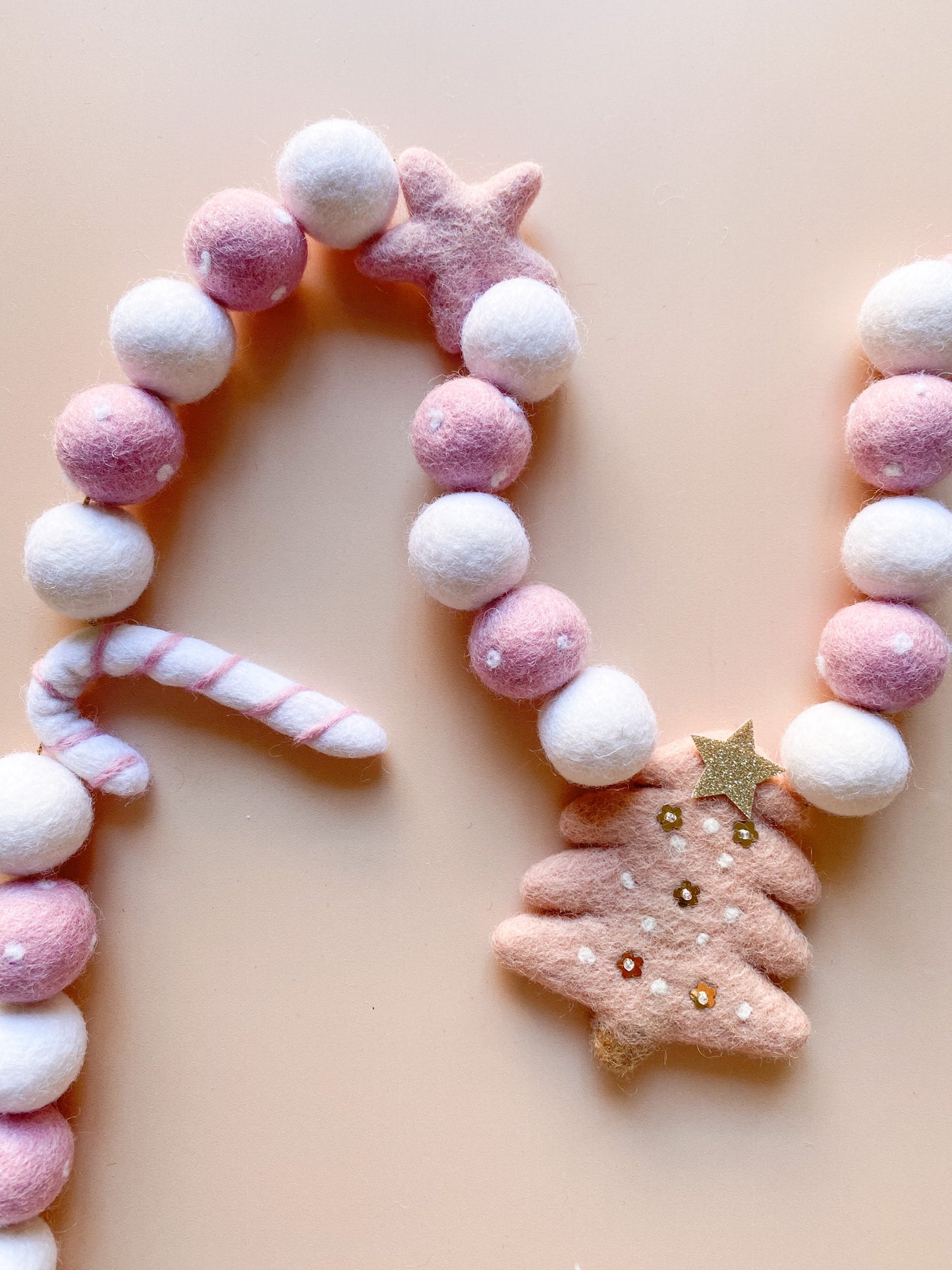 Christmas Jolly Garland - Pink