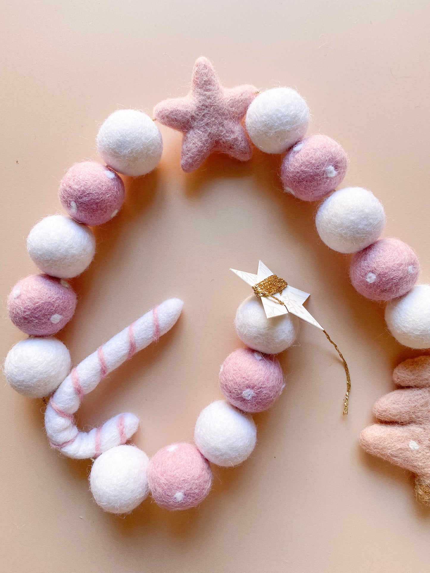 Christmas Jolly Garland - Pink