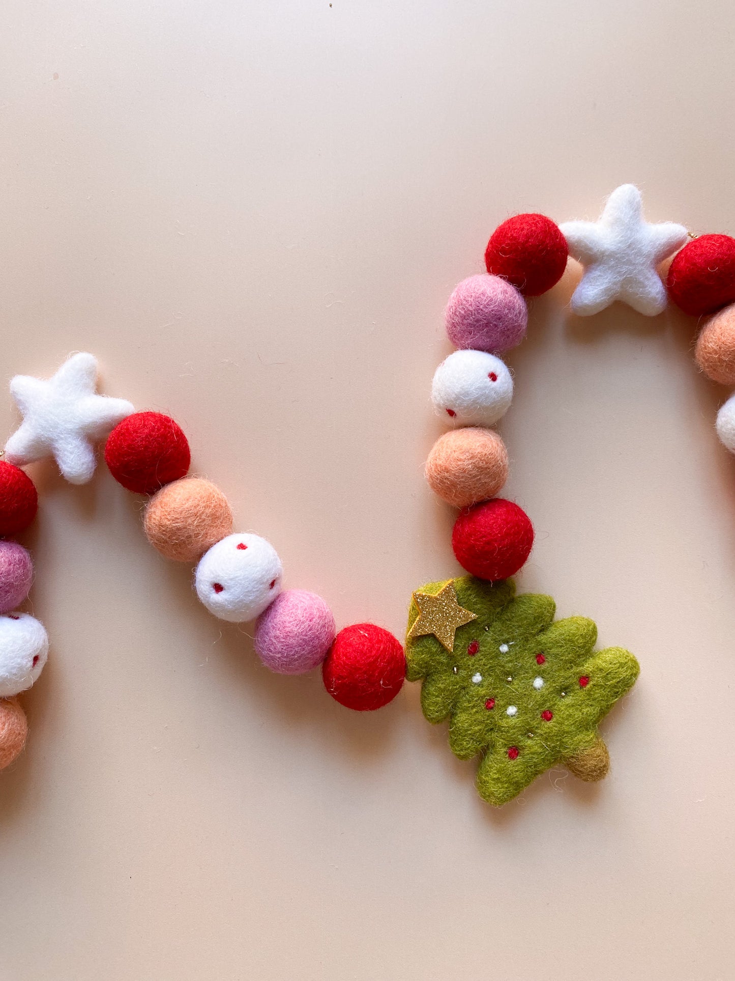 Christmas Jolly Garland - Red