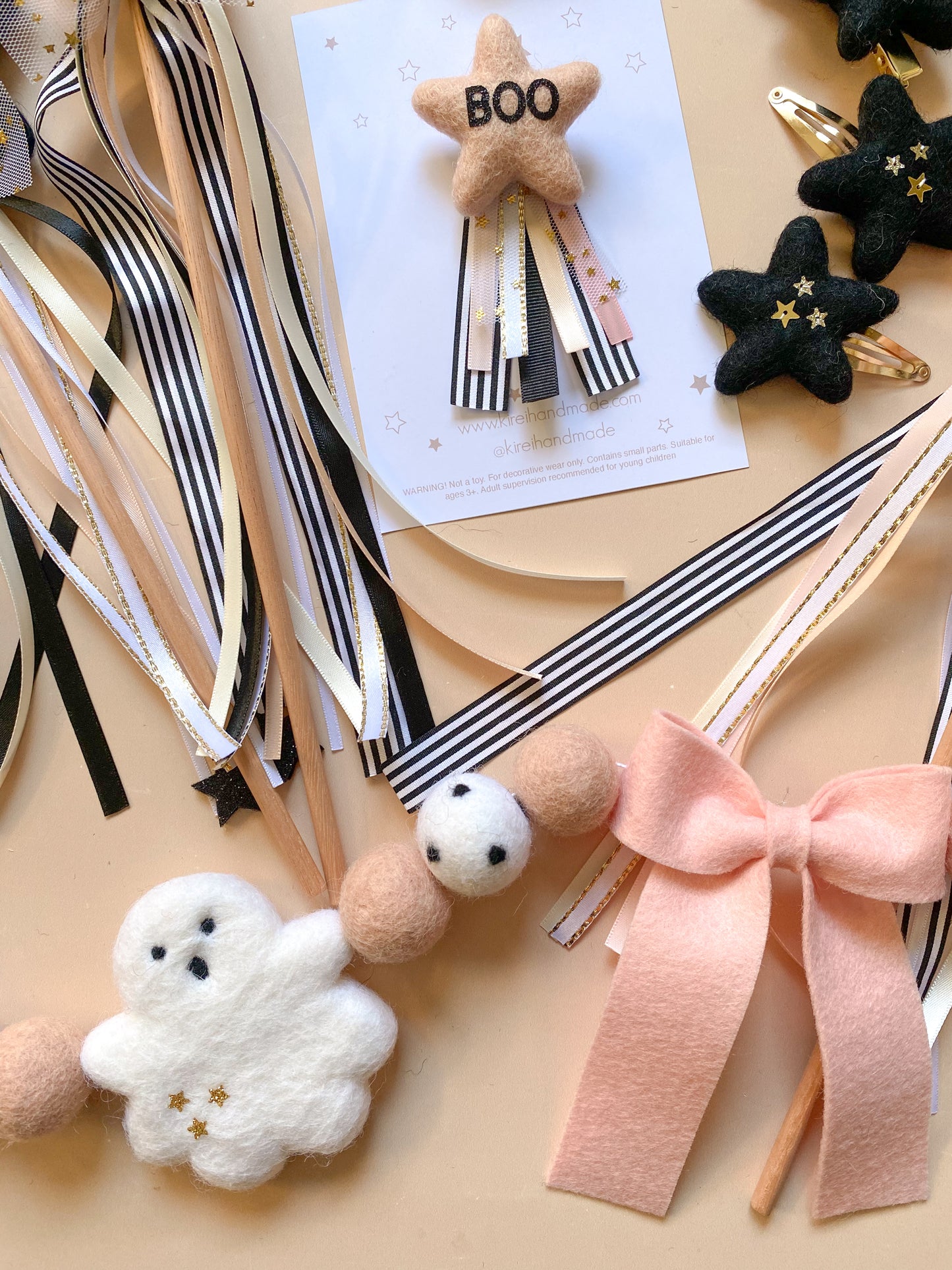 Ghost and Bow Garland