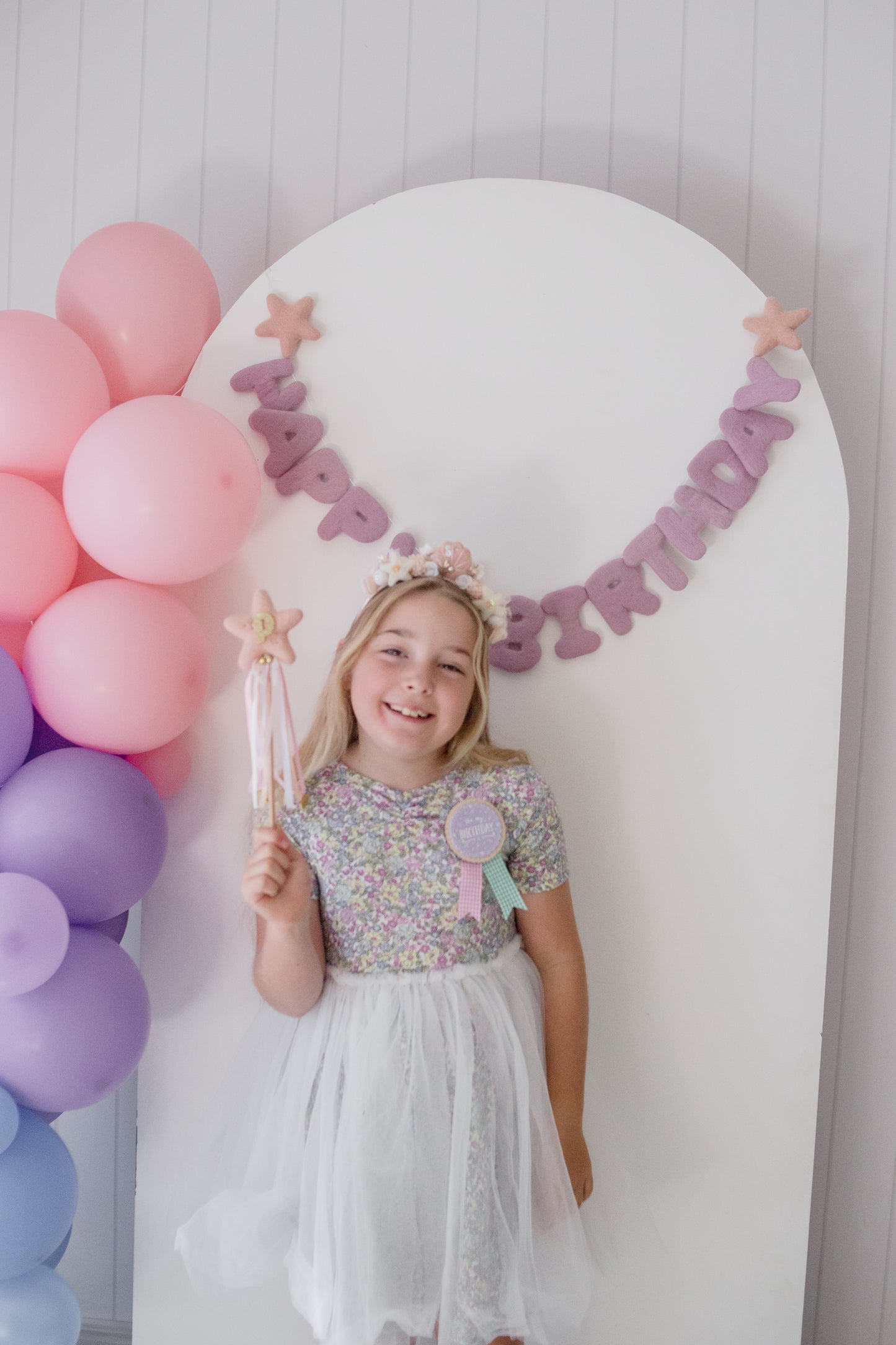 Pink handmade felt garland with stars for birthday party