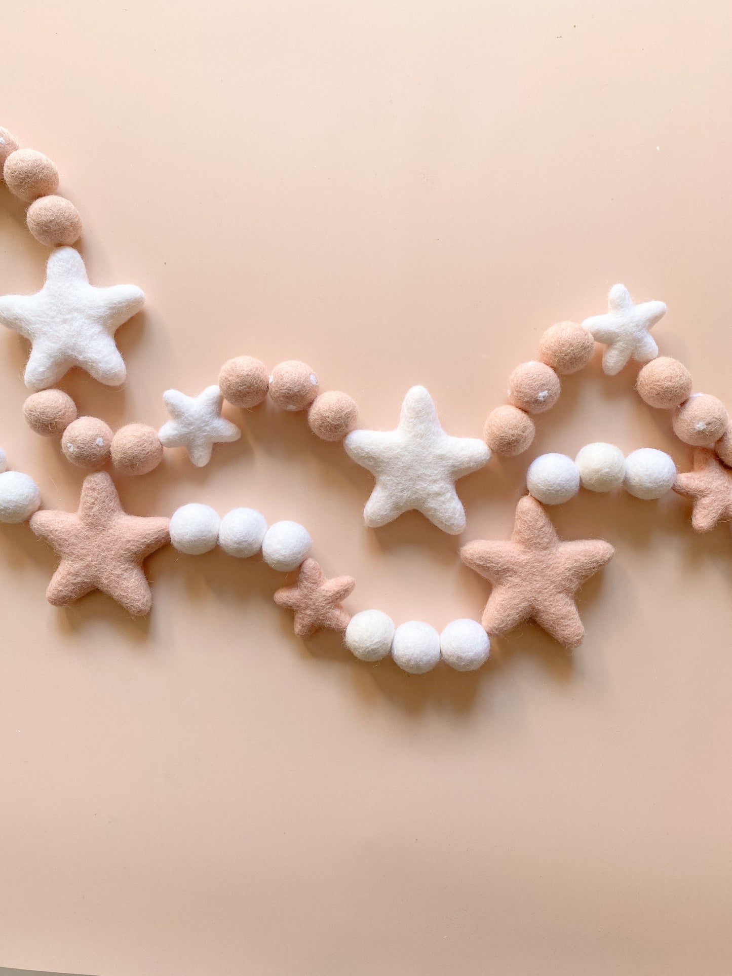 Simple Ballet Pink Star Garland