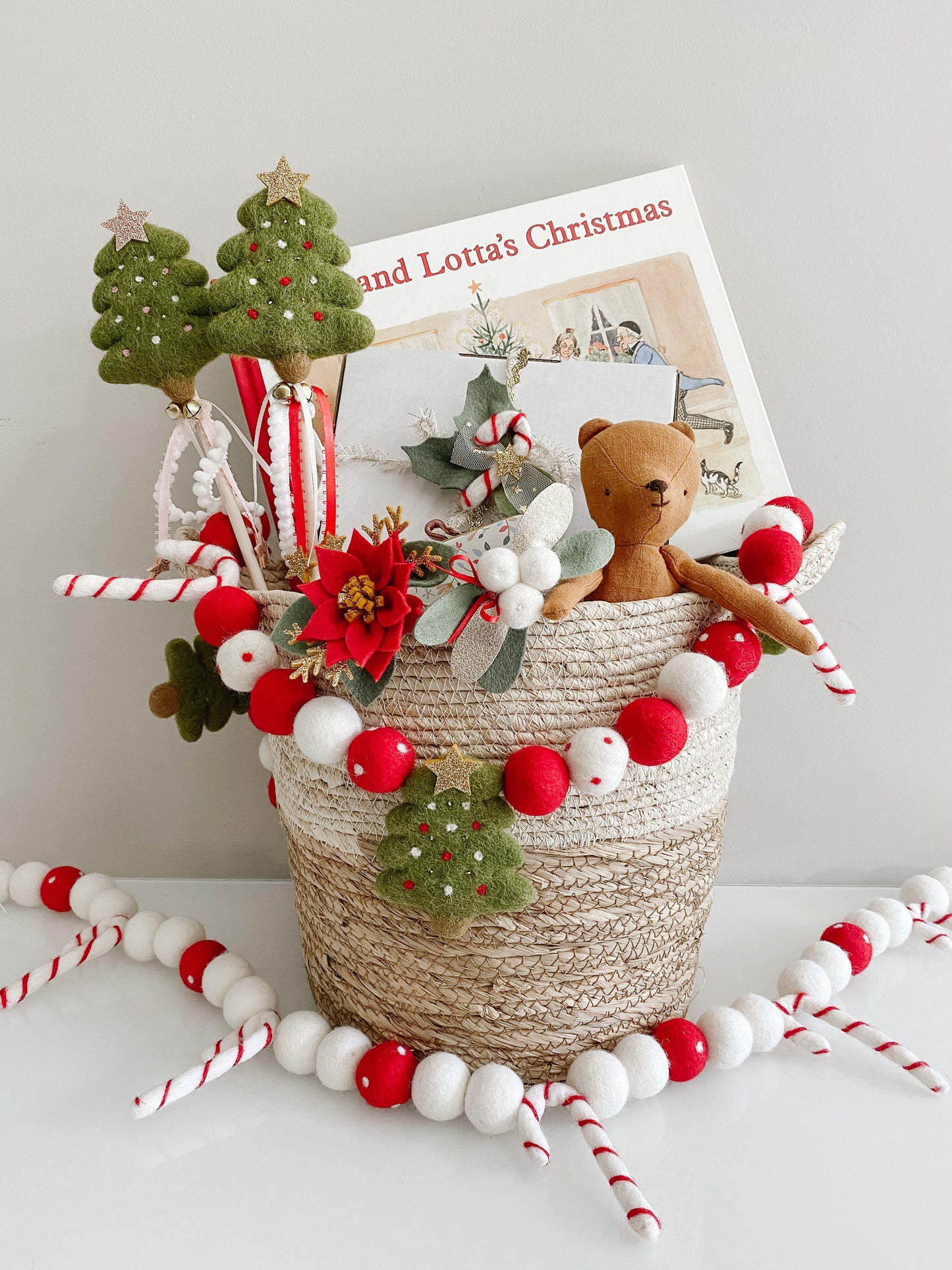 Simple Candy Cane Garland - Red
