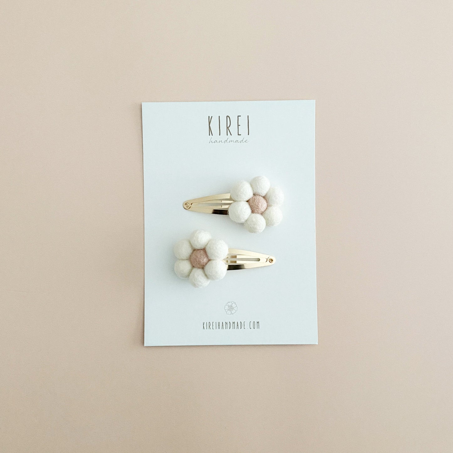 Pompom Daisy Snap Clips (Set of 2) - Marshmallow