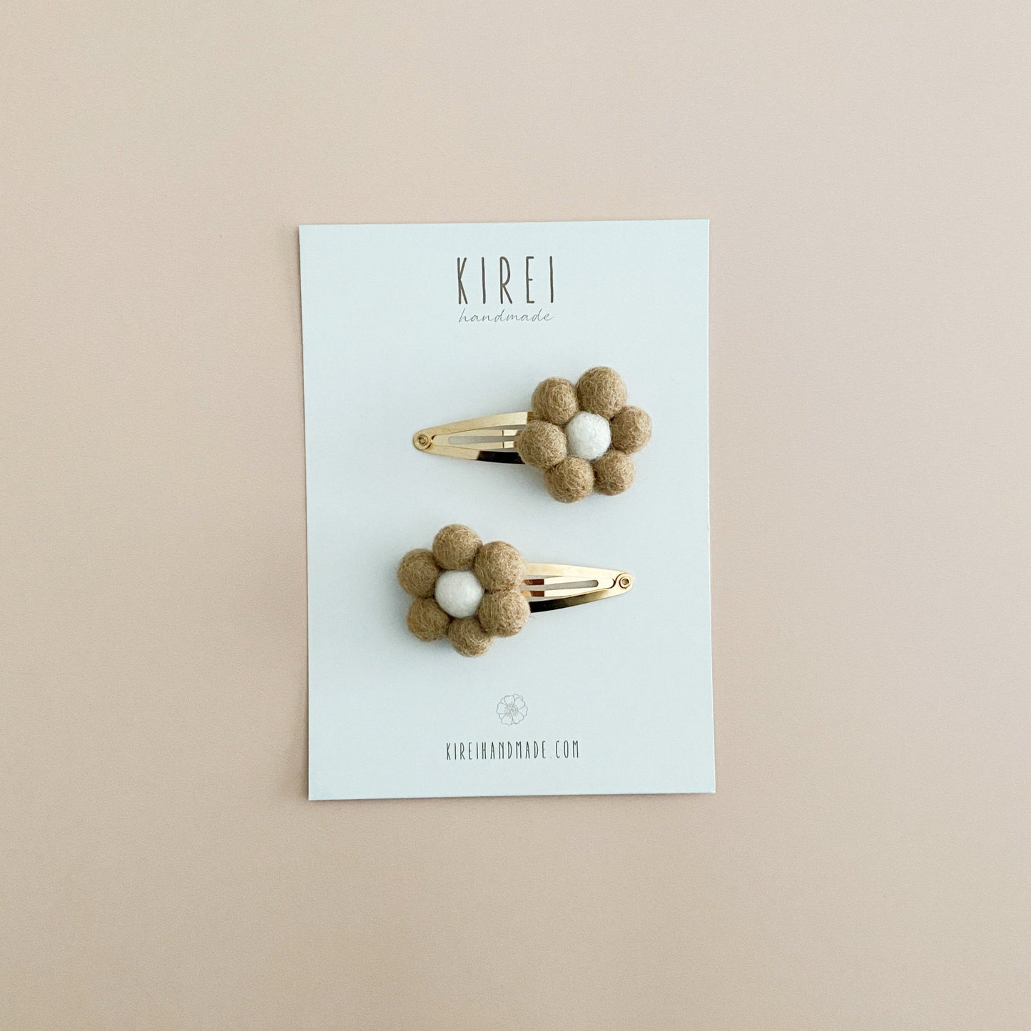 Pompom Daisy Snap Clips (Set of 2) - Teddy