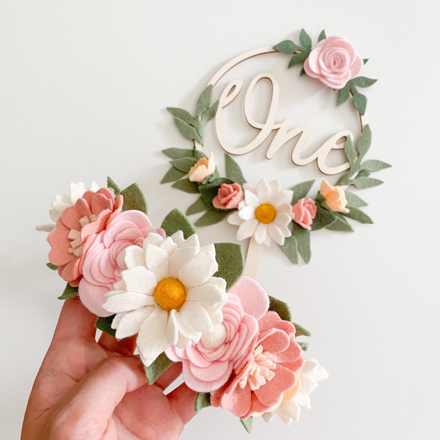 Spring Daisy Cake Topper