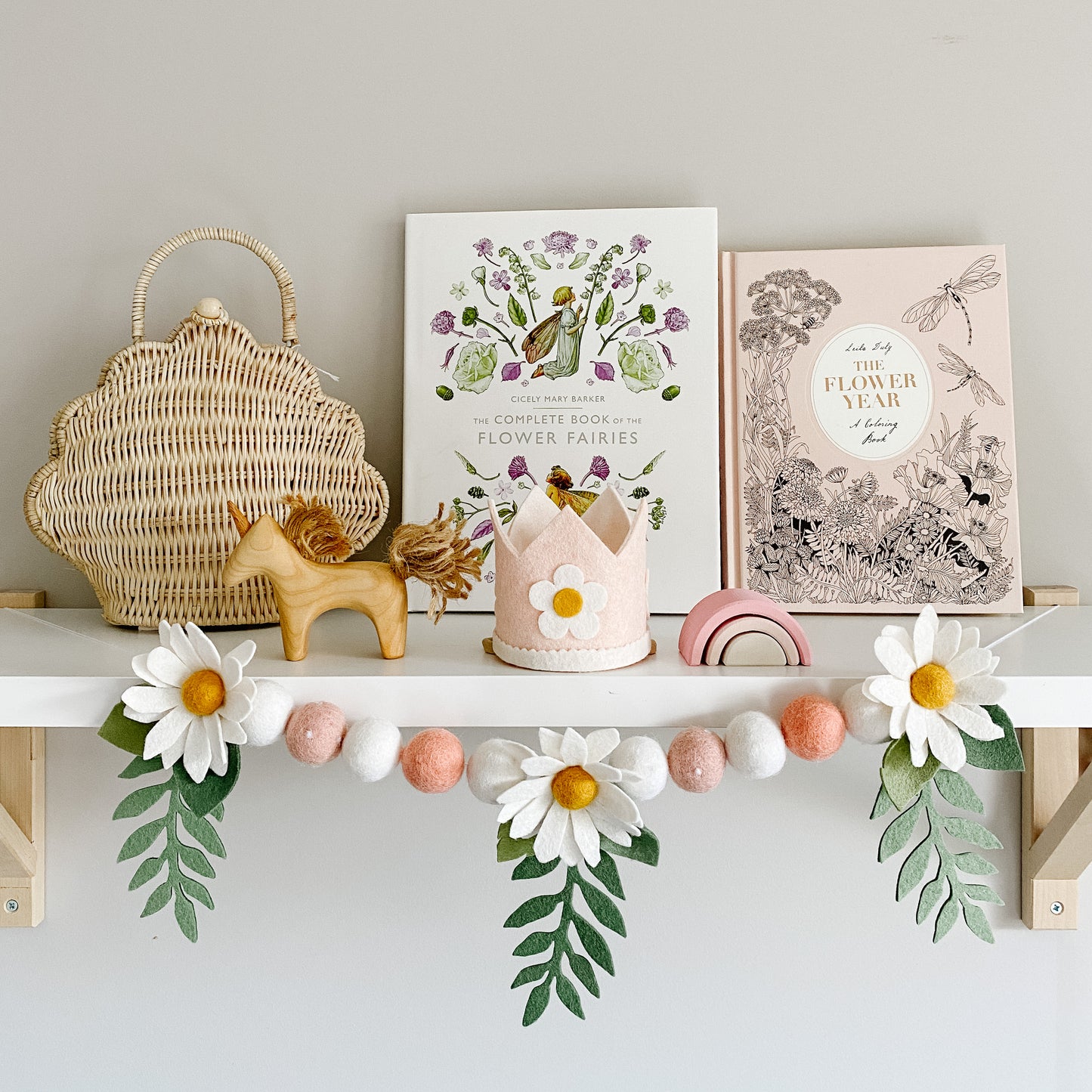 Spring Daisy Flower Garland