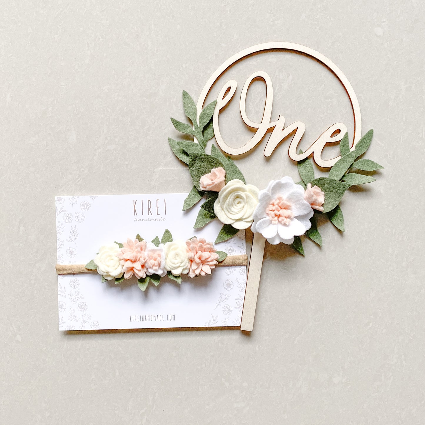 Neutral Flower Wreath Cake Topper