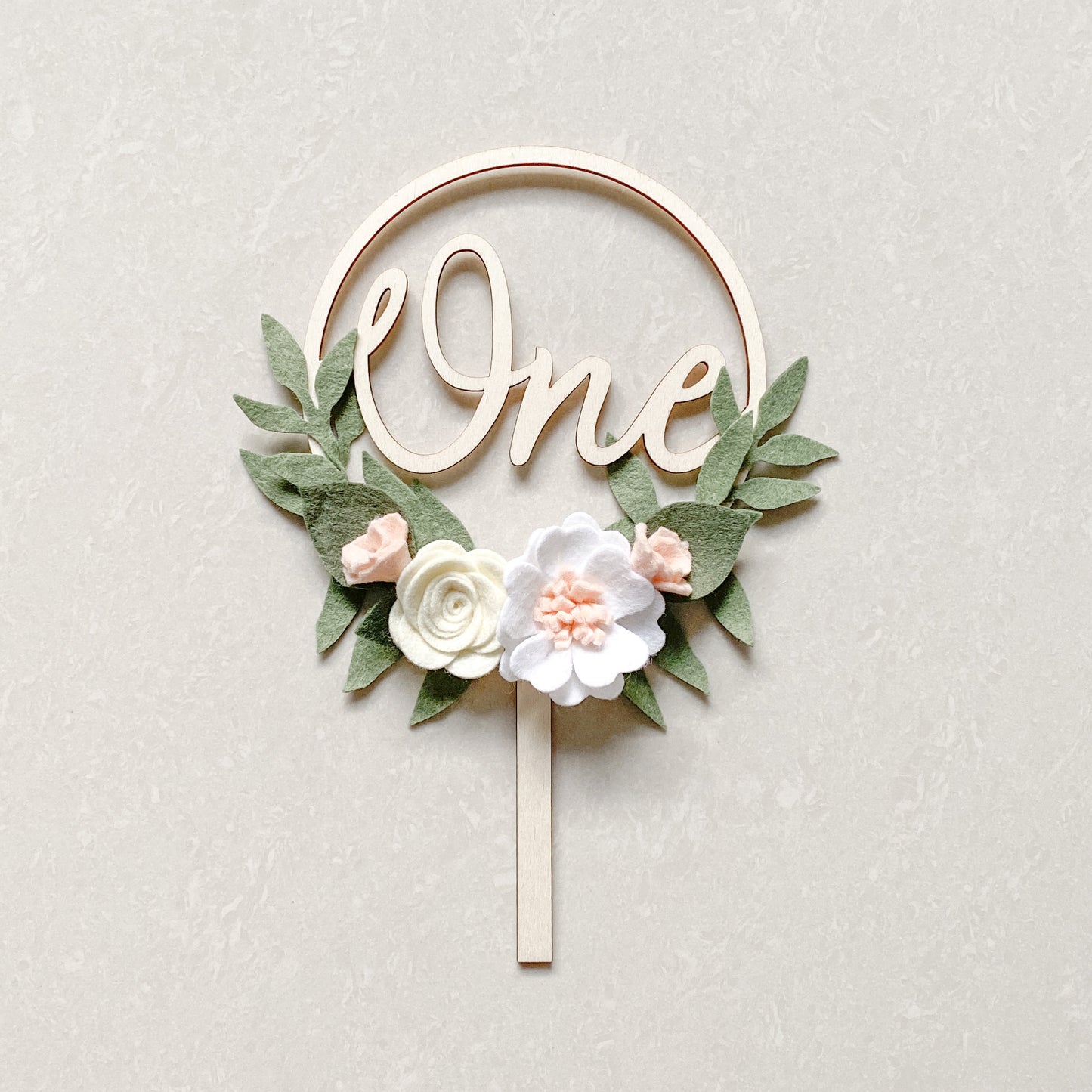 Neutral Flower Wreath Cake Topper