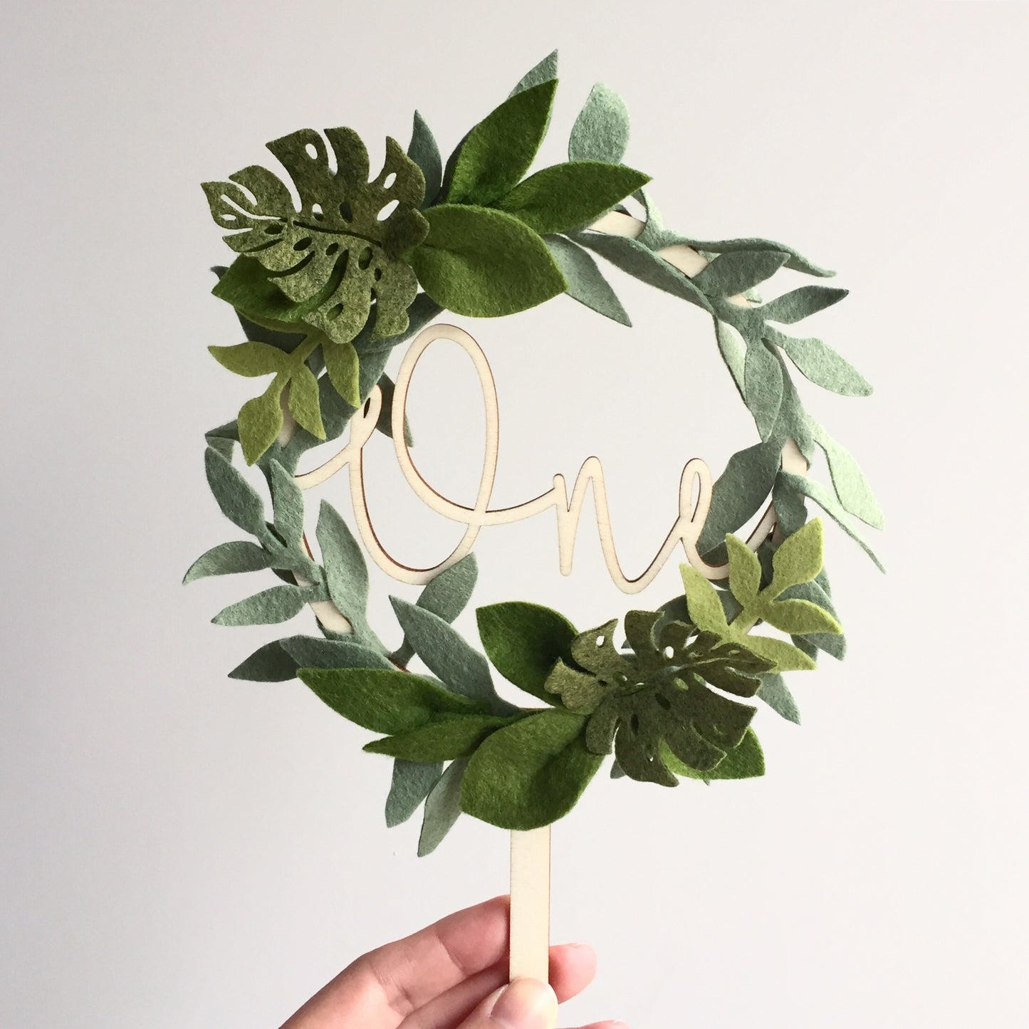 Monstera Leaves Wreath Cake Topper