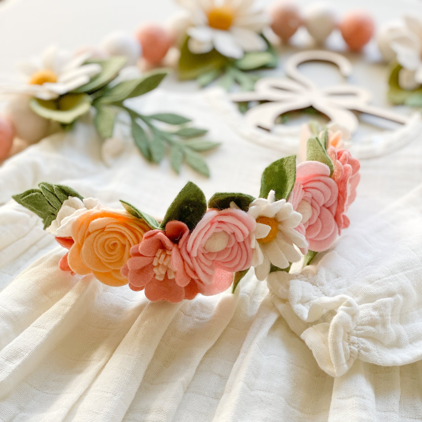 Spring Daisy Flower Crown