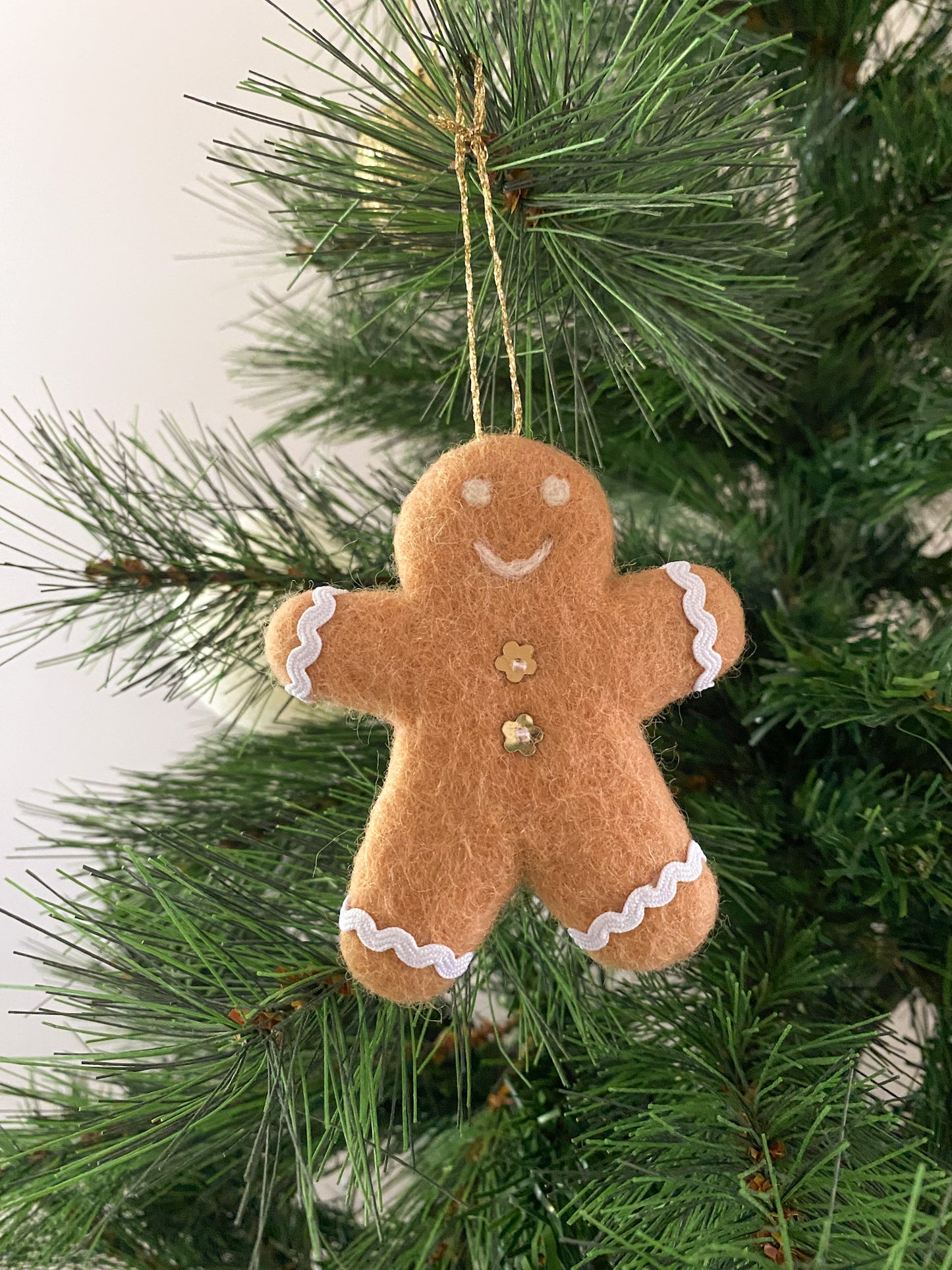 Gingerbread Kid Christmas Ornament - Daisy Buttons