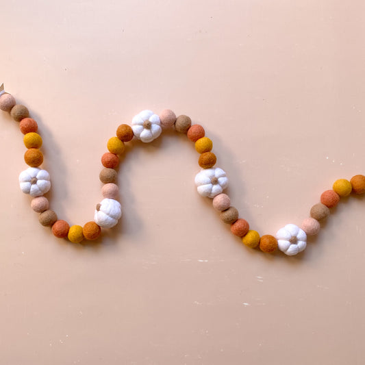 Pumpkin Spice Garland