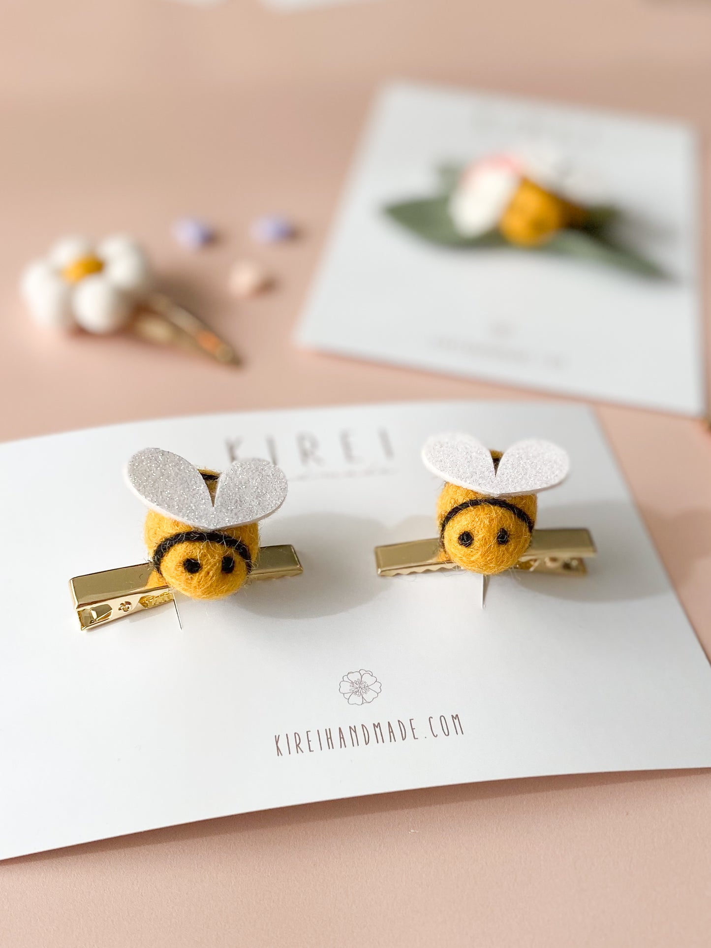 Bee Clips (Set of 2)