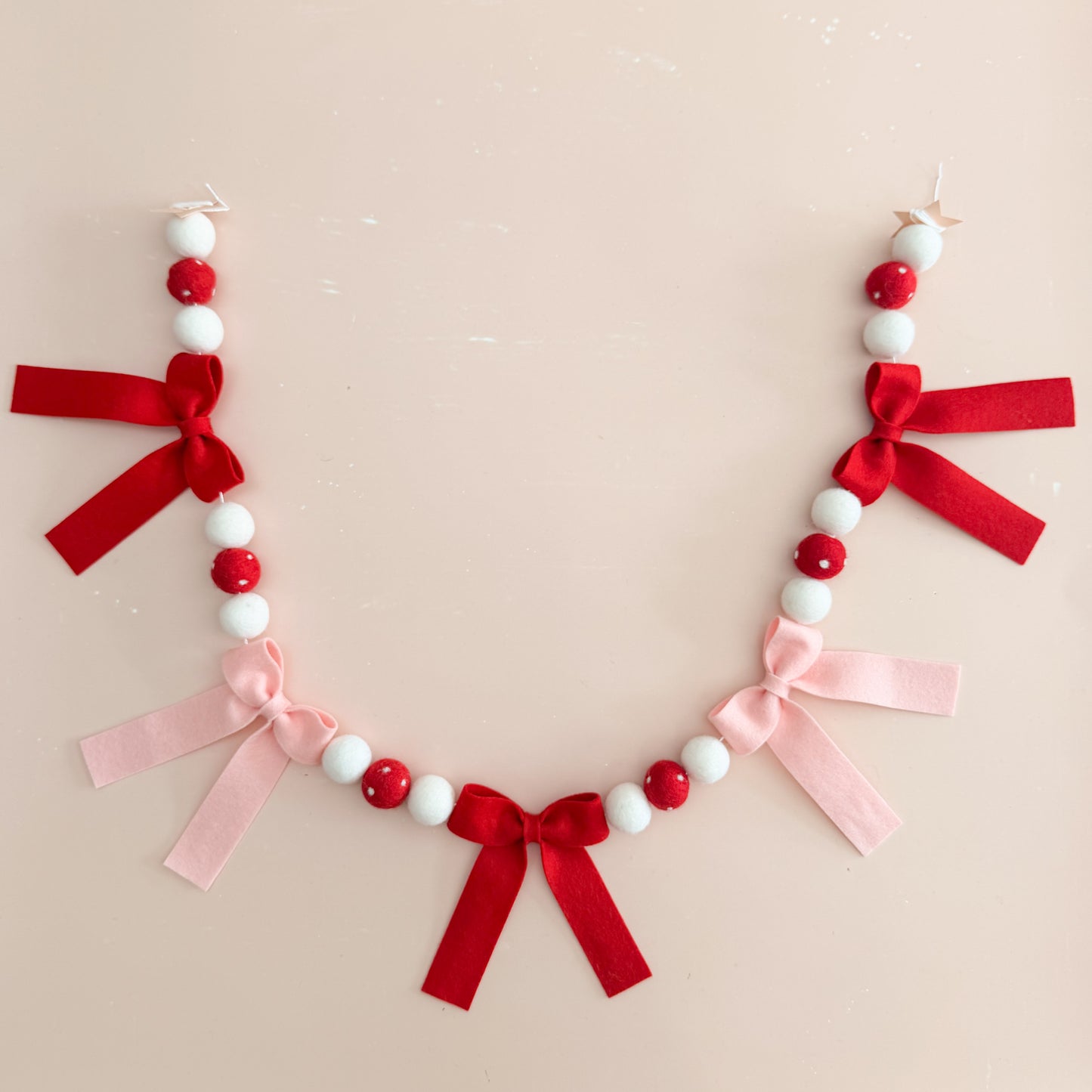 Bow Garland - Red and Pink