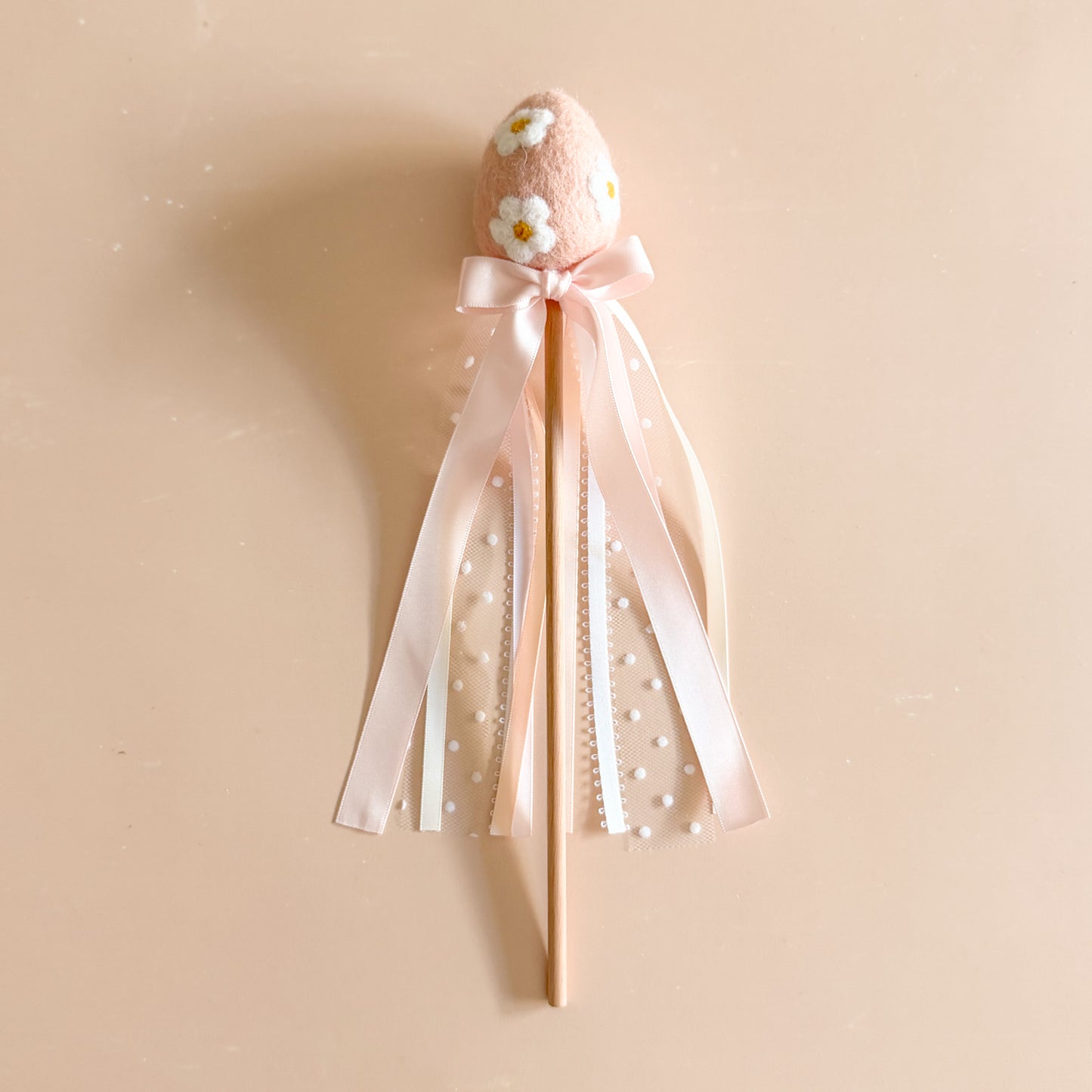 Daisy Easter Egg Wand