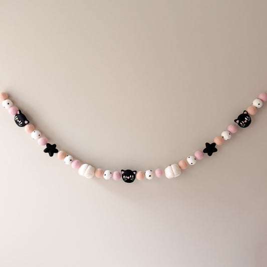 Lucky Black Cat Halloween Garland
