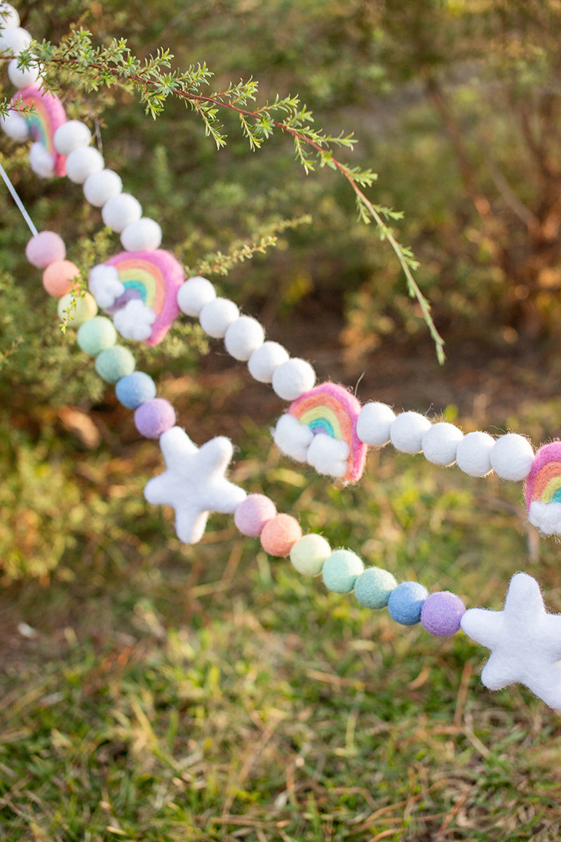 Simple Rainbow Garland