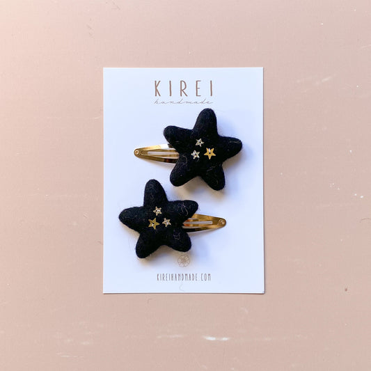 black felt star with gold glitter snap clips 