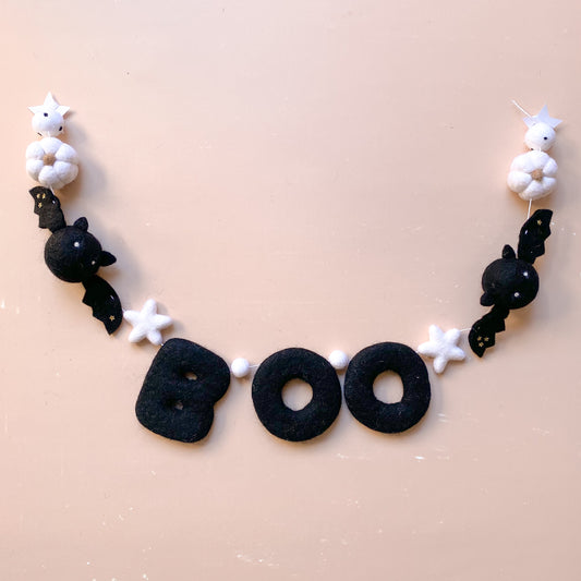 boo felt letter garland with bat