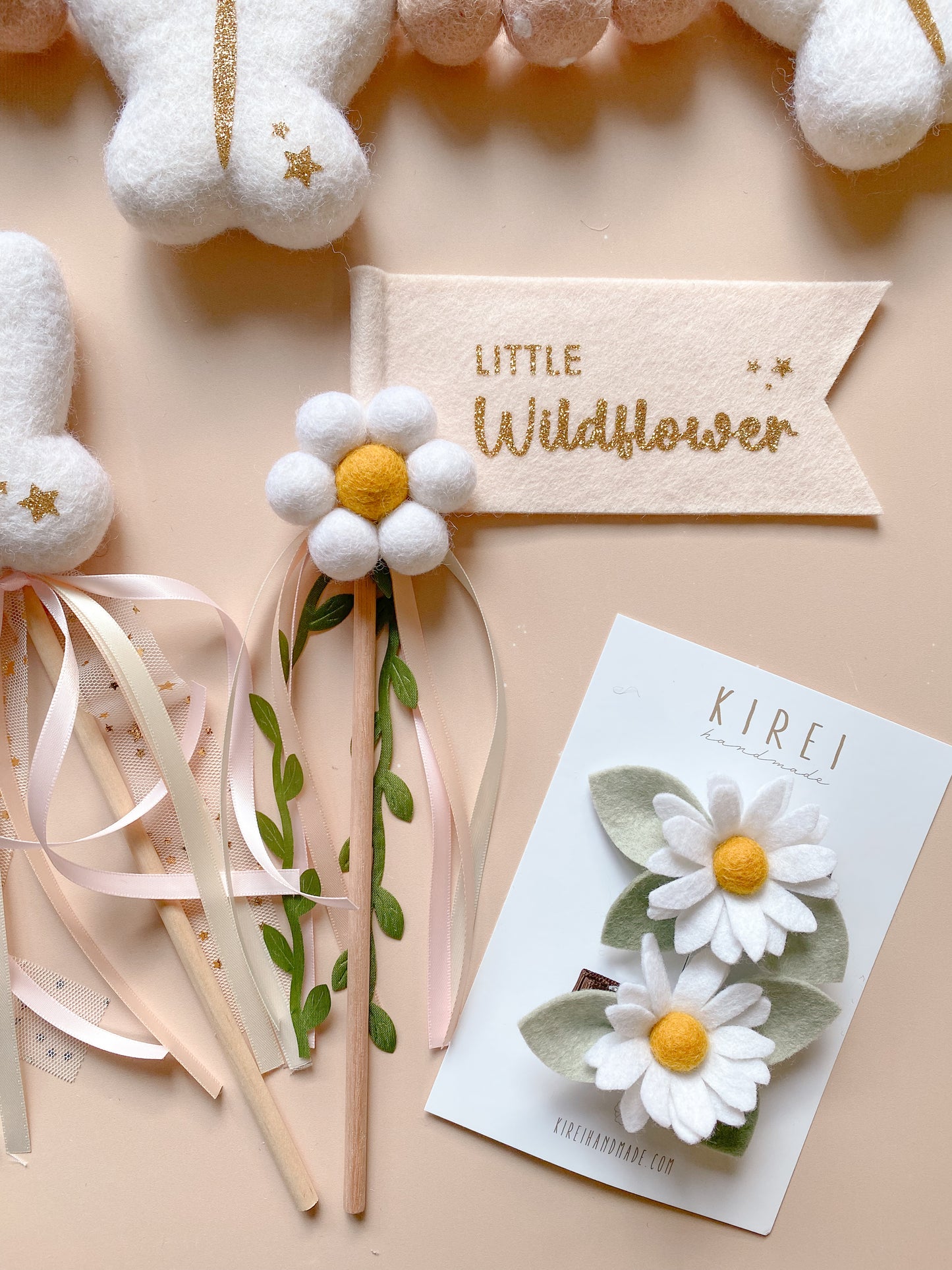 'Little Wildflower' Flag Wand