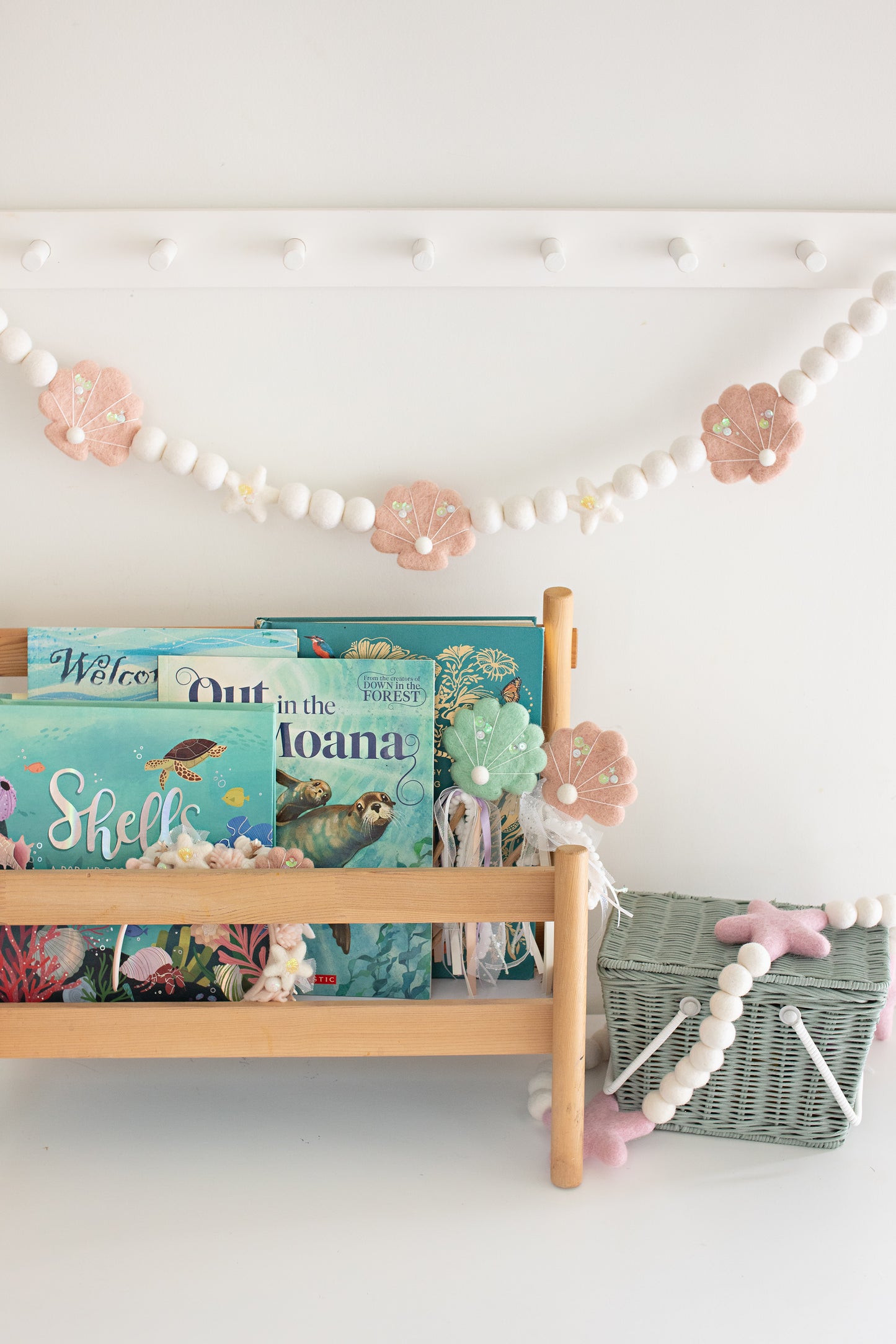 Under the Sea Garland - Pink Seashell